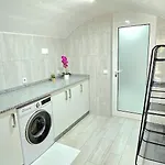 Annamoraj By Eurostay - Nature's Peace - Your Cozy Escape! 펜션 *