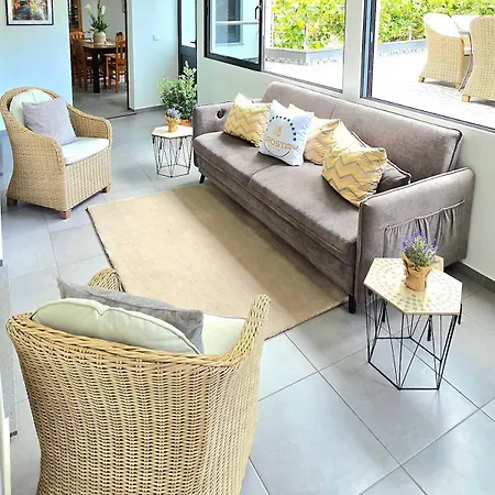 Annamoraj By Eurostay - Nature's Peace - Your Cozy Escape! *